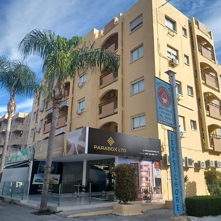Terpsichore Holiday Apts ลิมาซอล ภายนอก รูปภาพ