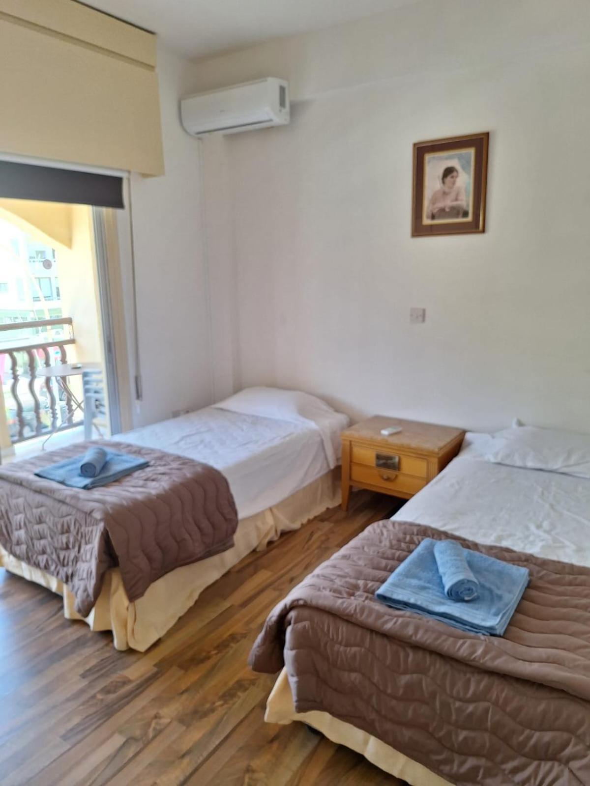 Terpsichore Holiday Apts ลิมาซอล ภายนอก รูปภาพ