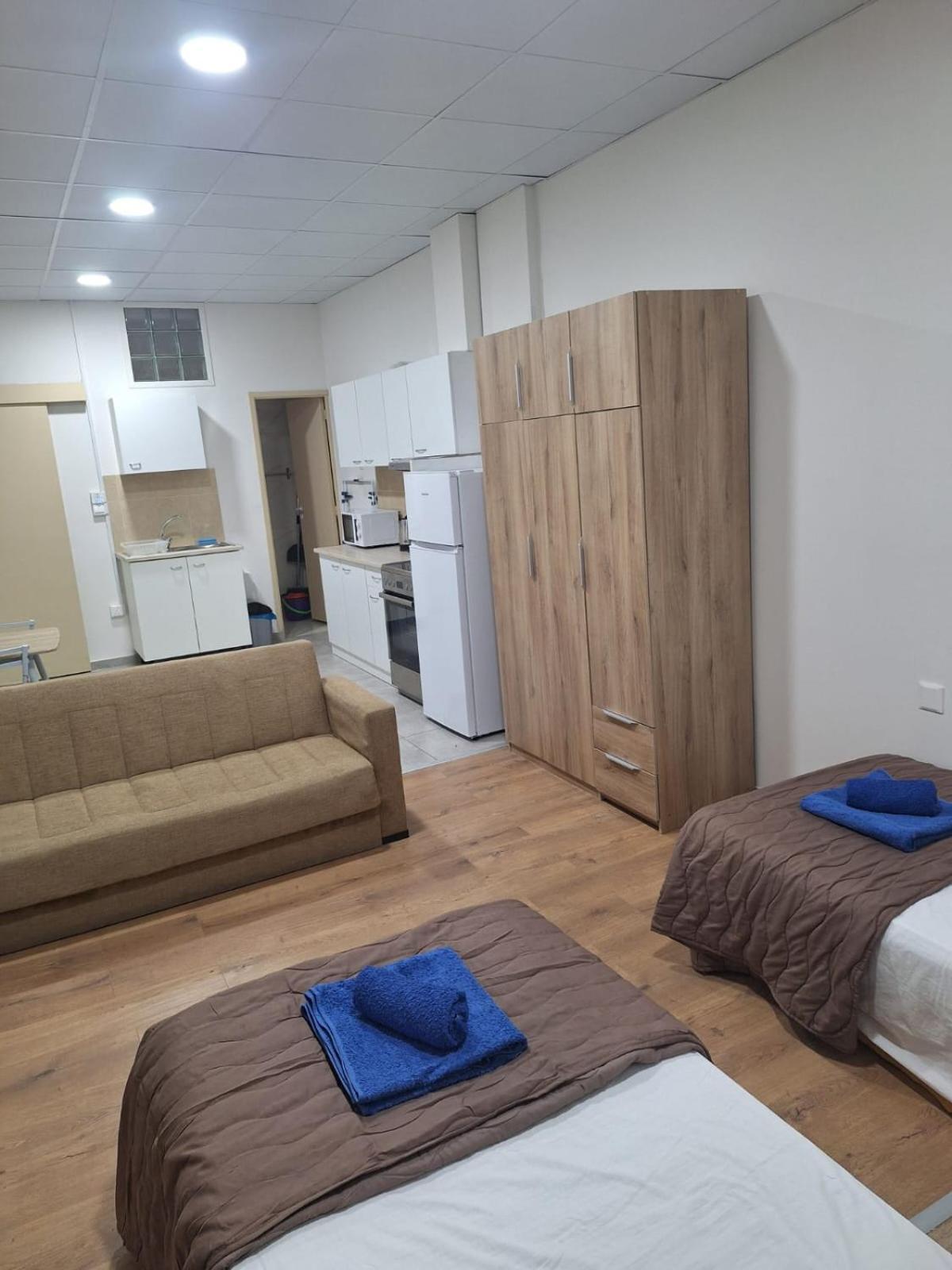Terpsichore Holiday Apts ลิมาซอล ภายนอก รูปภาพ