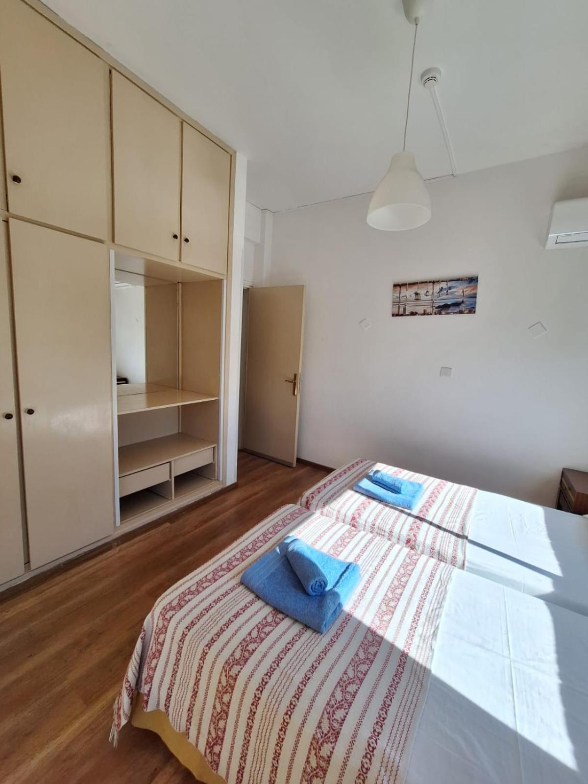 Terpsichore Holiday Apts ลิมาซอล ภายนอก รูปภาพ